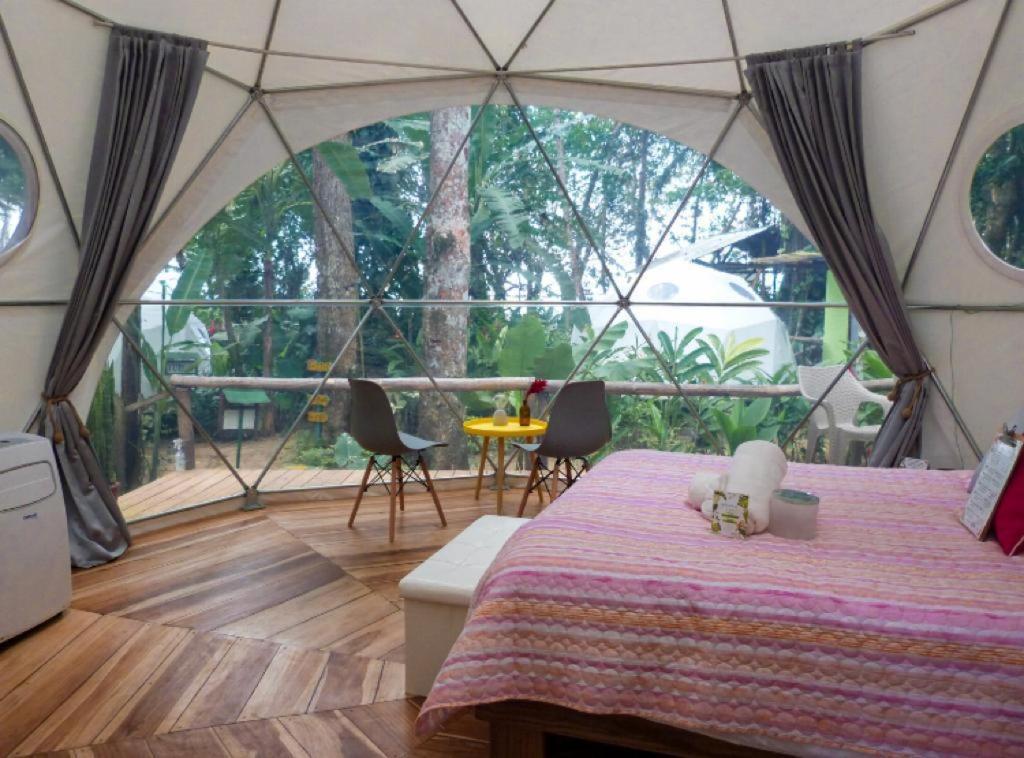 Bed and Breakfast Faith Glamping Dome Costa Rica Мансанильо Экстерьер фото